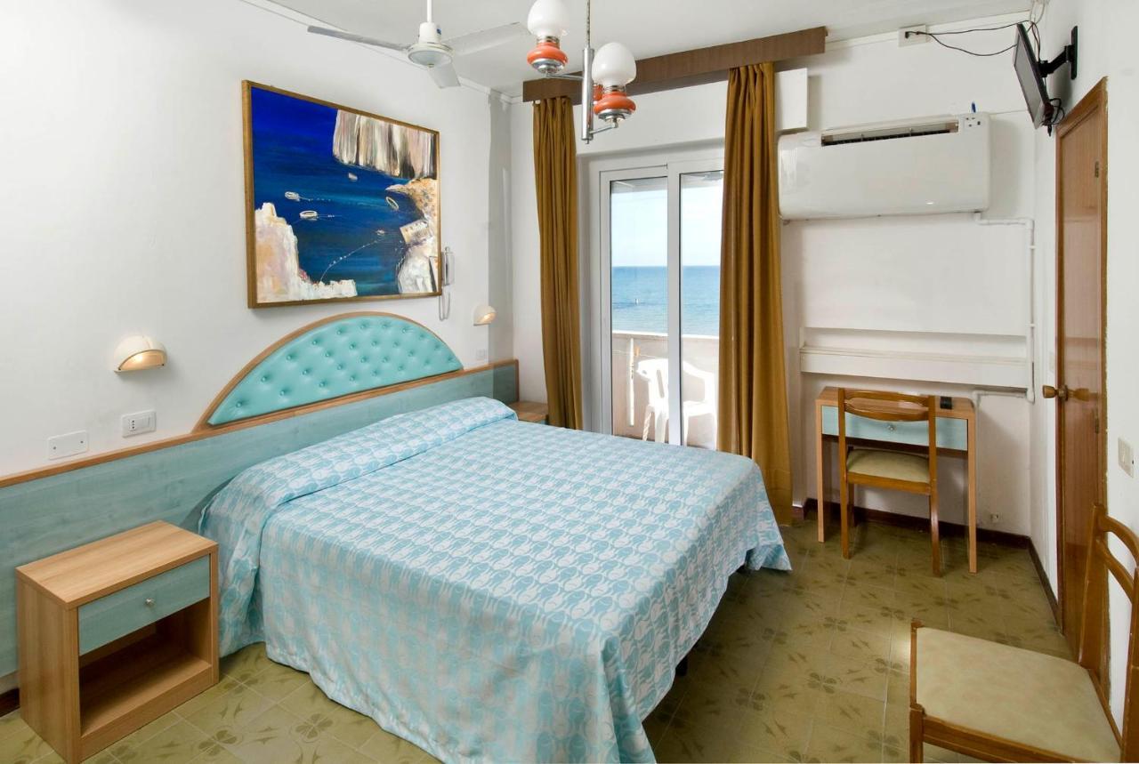 Hotel Werther Fano Exteriér fotografie